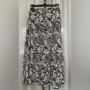 Avenue Skirt